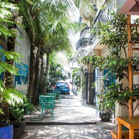 Bunks Hostel (Adults Only) Cebu Екстериор снимка