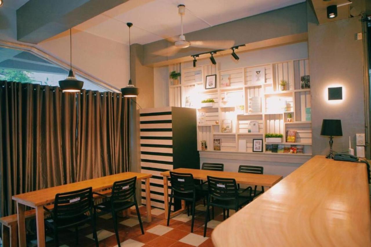 Bunks Hostel (Adults Only) Cebu Екстериор снимка