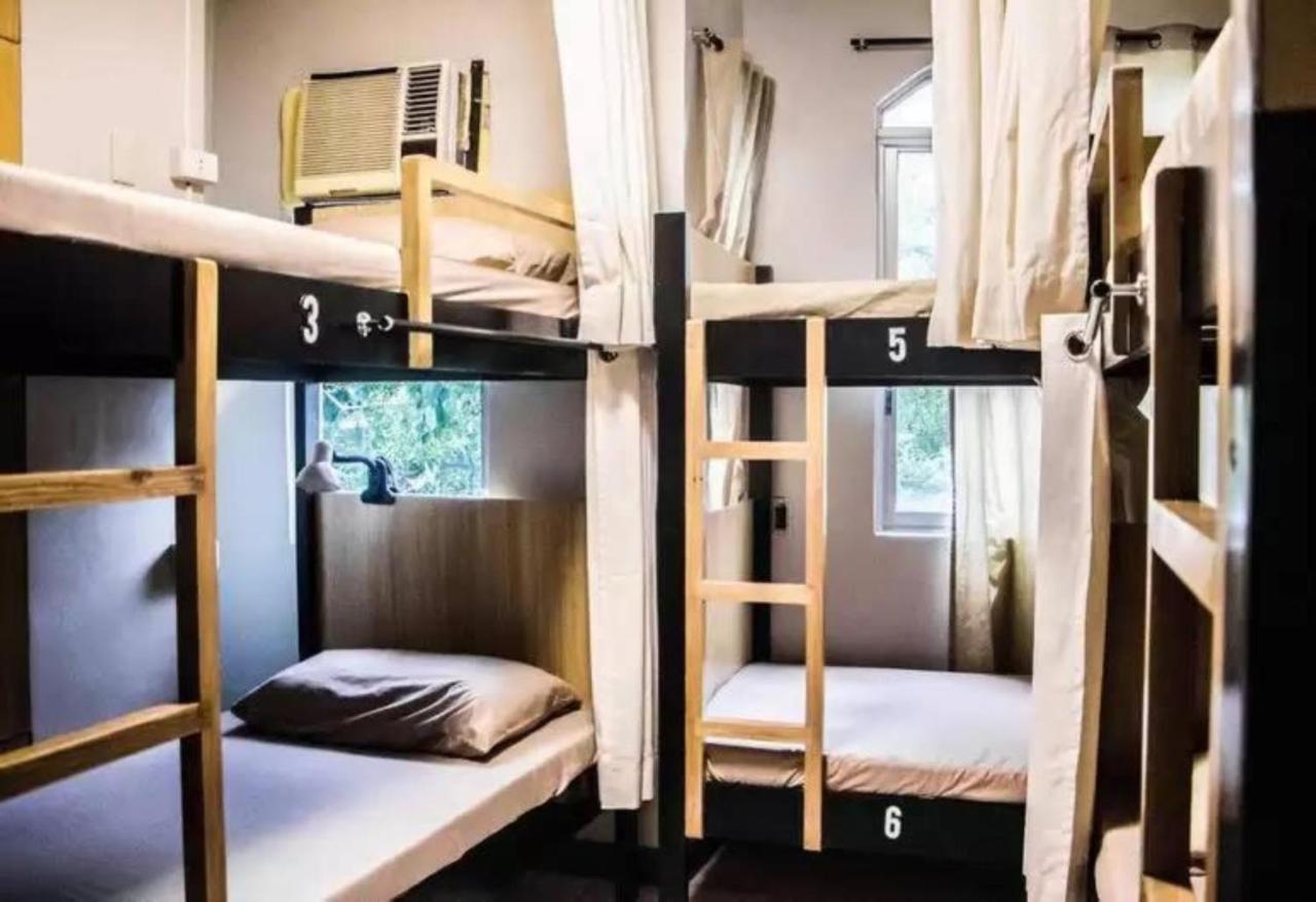 Bunks Hostel (Adults Only) Cebu Екстериор снимка